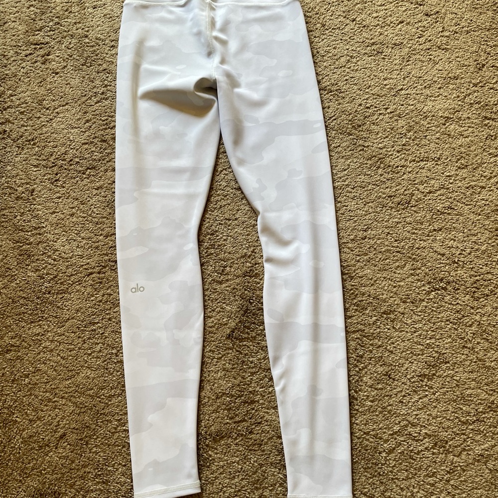 Alo vapor high waist leggings white camouflage